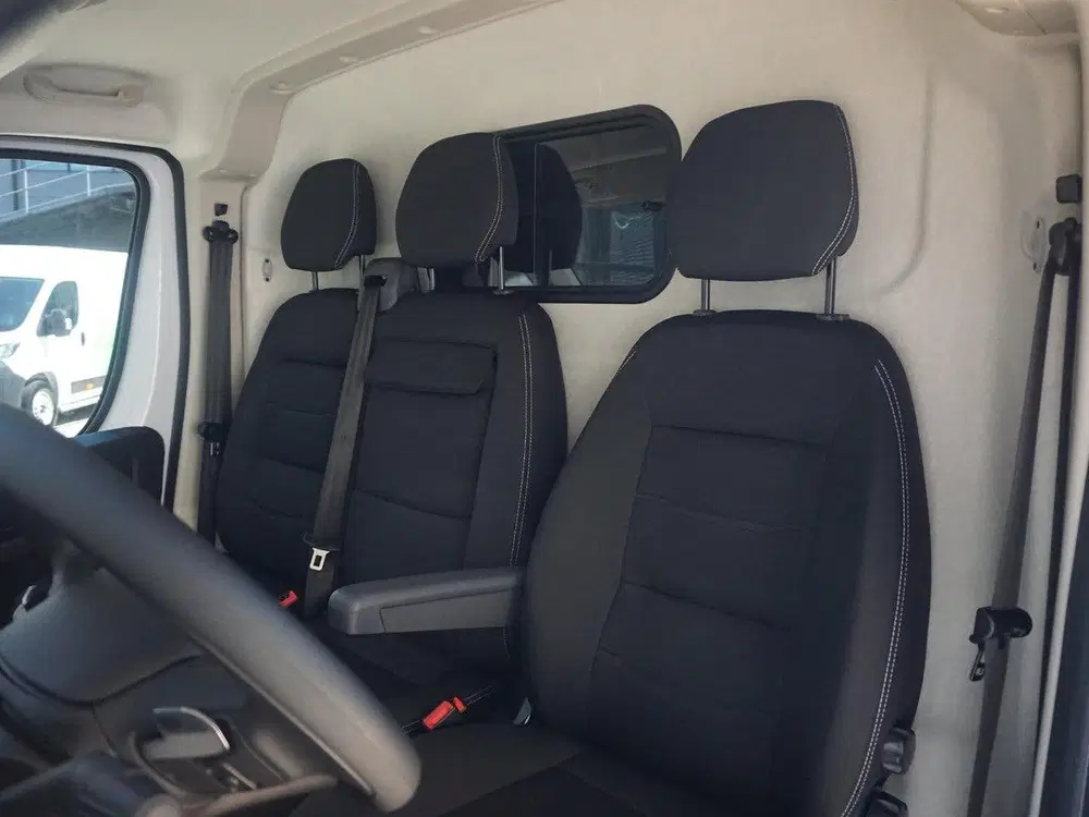 Opel Movano Electric 3.5t L4H2 Zwaar 110 kWh DPD uit 2026, foto 11