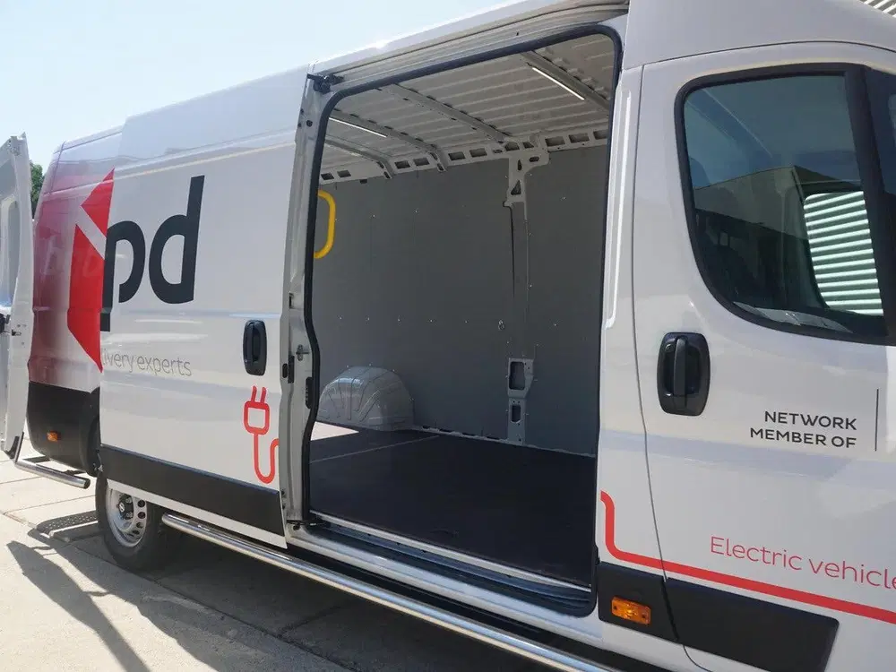 Opel Movano Electric 3.5t L4H2 Zwaar 110 kWh DPD uit 2026, foto 8