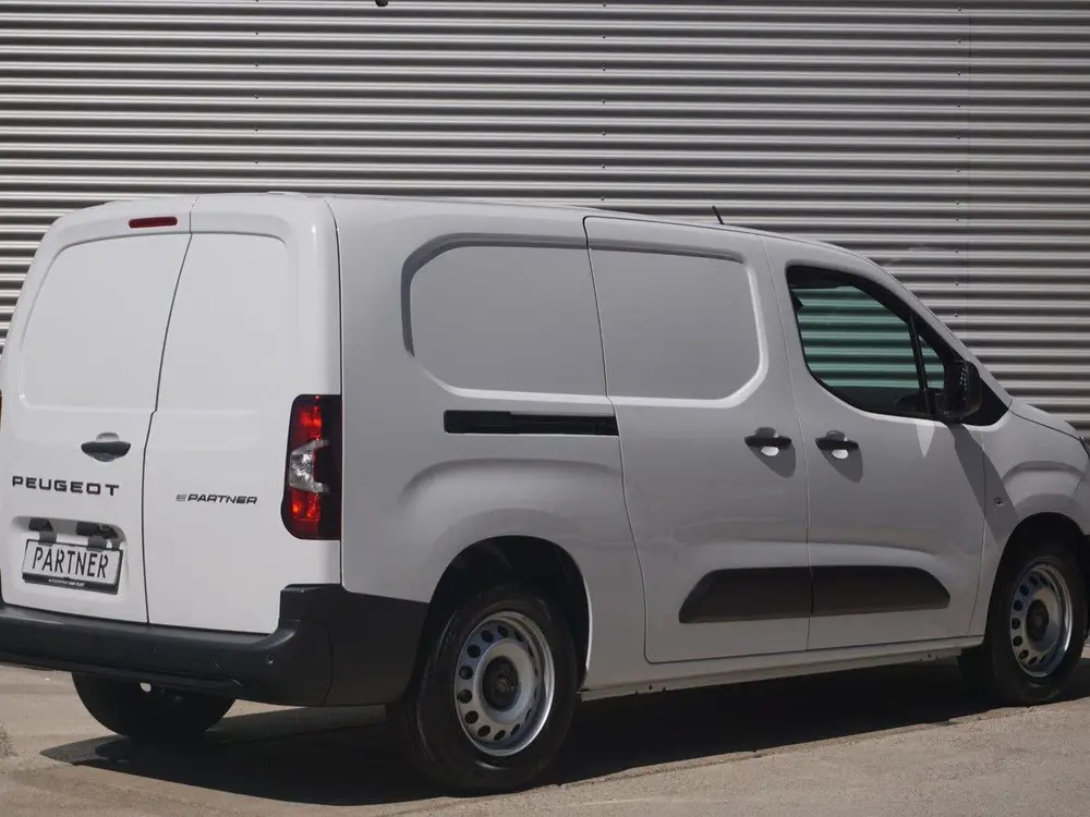 Peugeot E-Partner L2 50 kWh uit 2026, foto 2