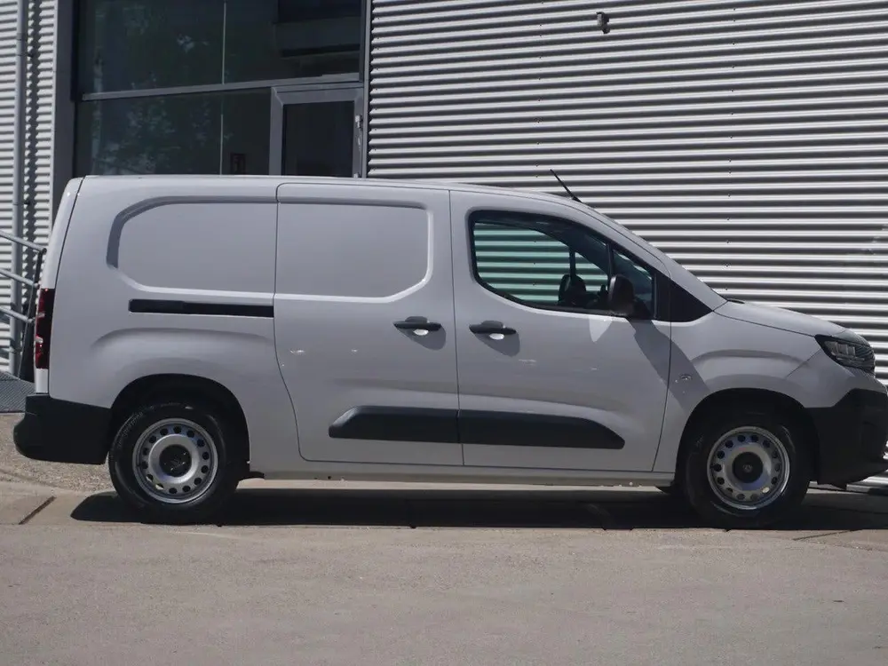 Peugeot E-Partner L2 50 kWh uit 2026, foto 6