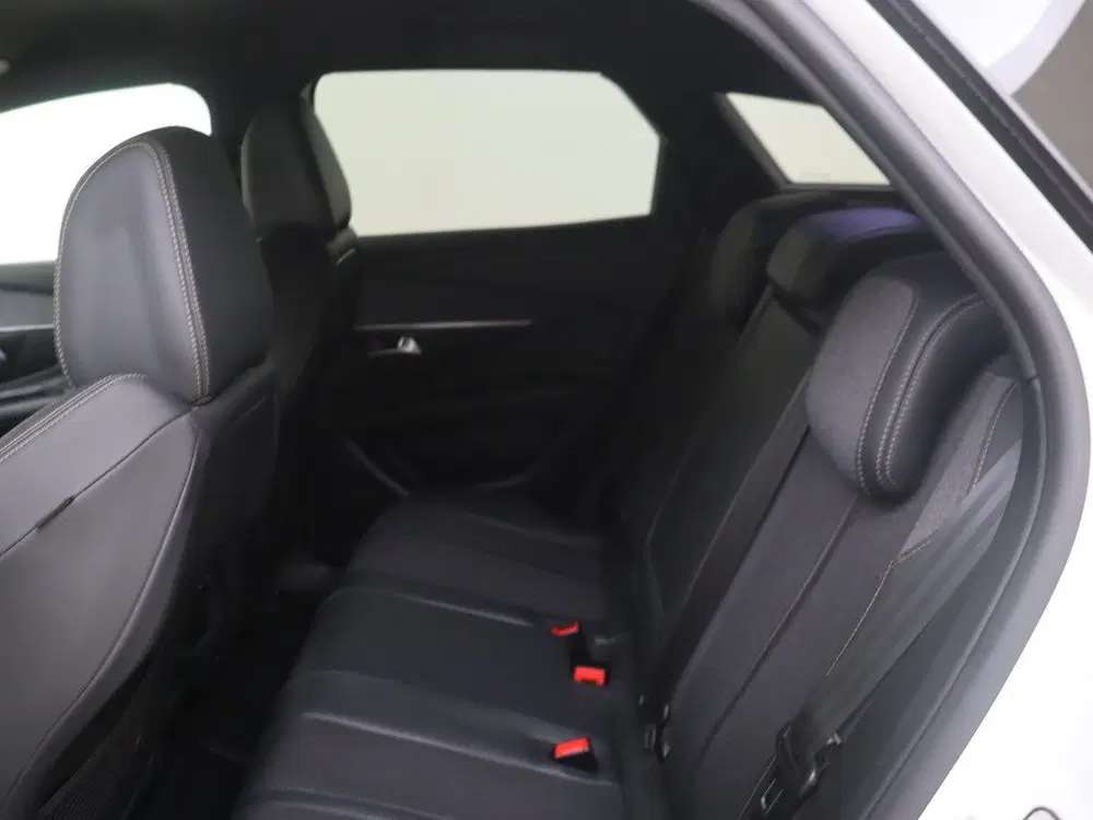 Peugeot 3008 1.6 PureTech GT Line uit 2020, foto 6