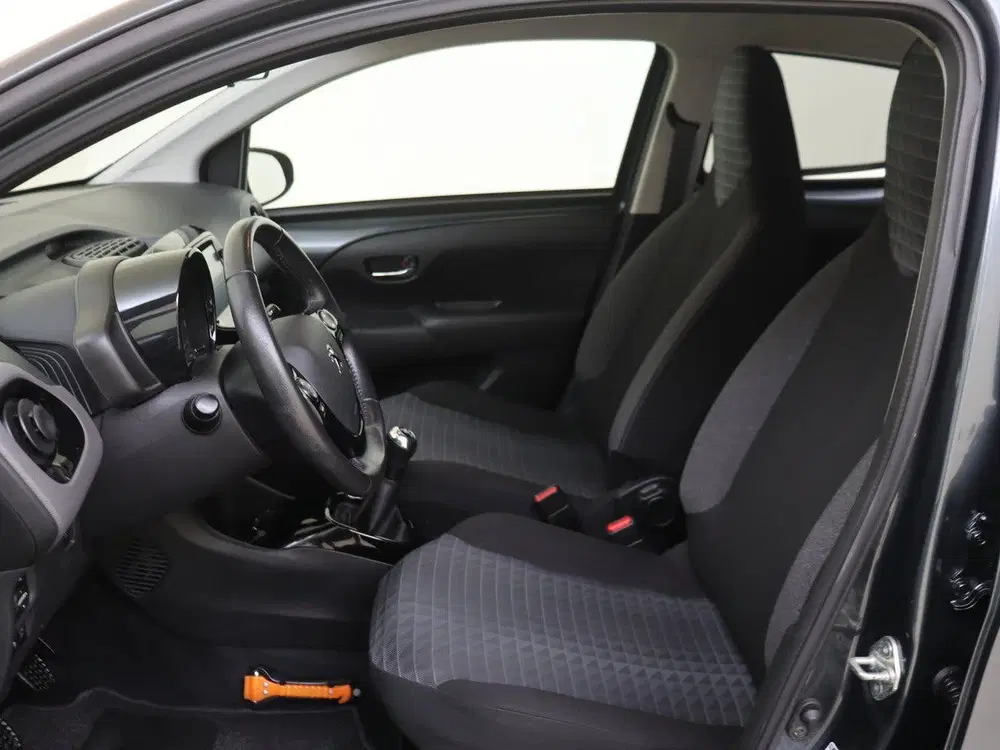 Peugeot 108 1.0 e-VTi Allure YP (bj 2021) uit 2021, foto 10