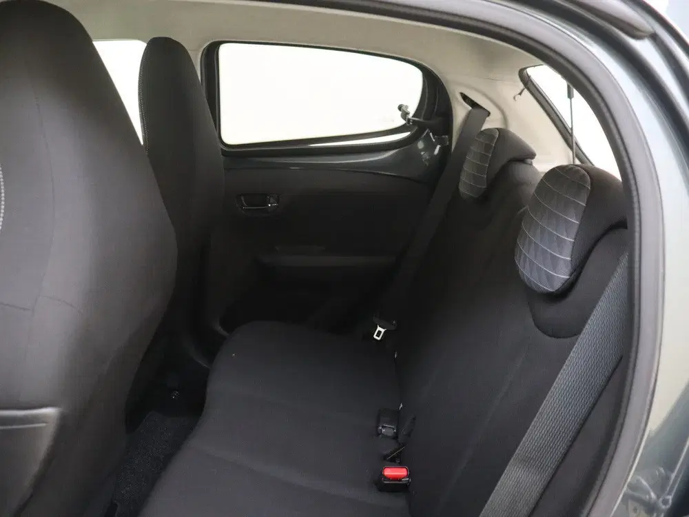 Peugeot 108 1.0 e-VTi Allure YP (bj 2021) uit 2021, foto 12