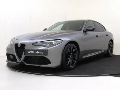 Alfa Romeo Giulia 2.0T Super | Navigatie | Camera | Lederen uit 2020