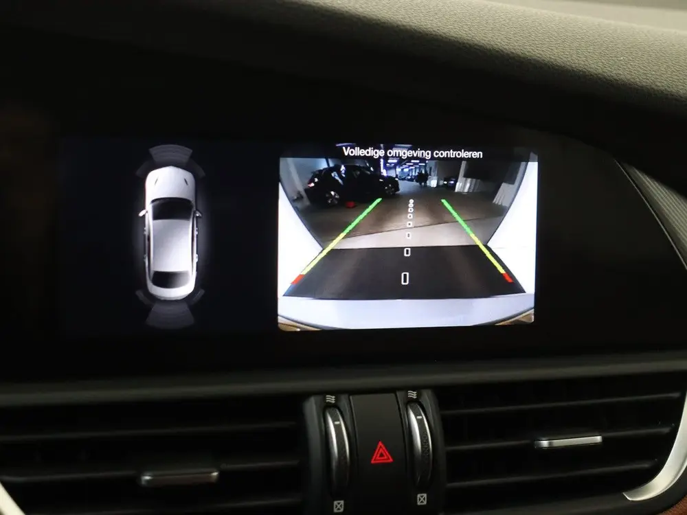 Alfa Romeo Giulia 2.0T Super | Navigatie | Camera | Lederen uit 2020, foto 14
