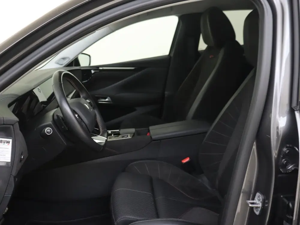 DS Automobiles DS 4 DS DS 4 1.2 PureTech Performance Line+ I A uit 2022, foto 10