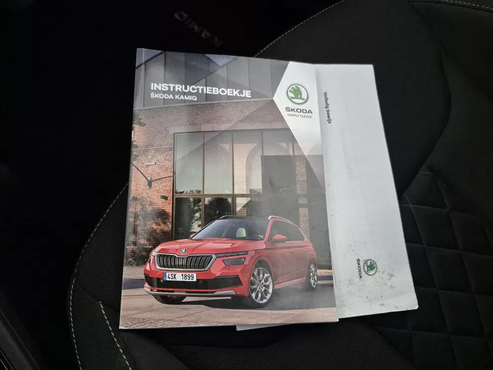 Skoda Kamiq 1.0 TSI Sport Business uit 2023, foto 10