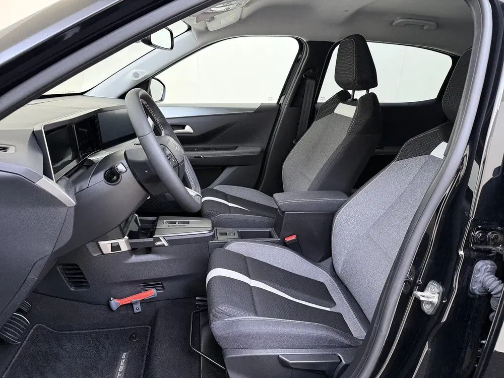 Opel Frontera 1.2 Turbo Hybrid GS uit 2025, foto 10