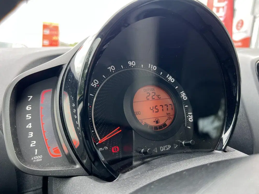 Toyota Aygo 1.0 VVT-i 72 pk x-play 5 deurs uit 2021, foto 10