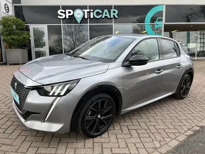 Peugeot 208 1.2 Turbo GT 100 EAT8 Automaat uit 2023