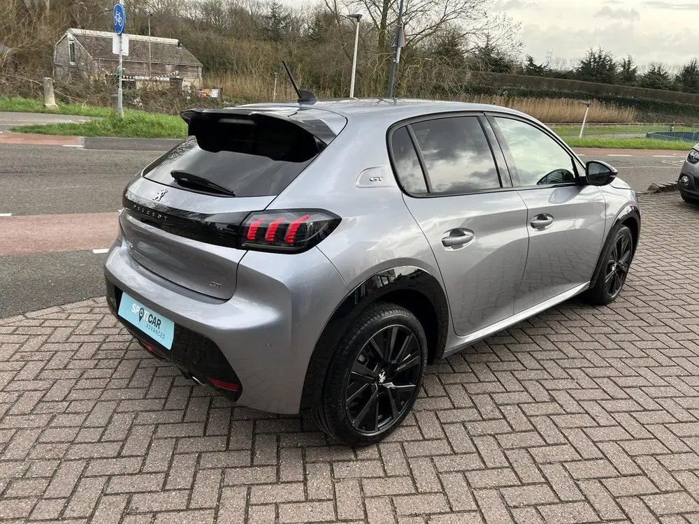 Peugeot 208 1.2 Turbo GT 100 EAT8 Automaat uit 2023, foto 4