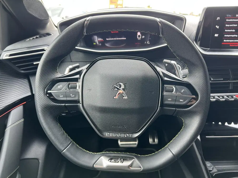Peugeot 208 1.2 Turbo GT 100 EAT8 Automaat uit 2023, foto 9