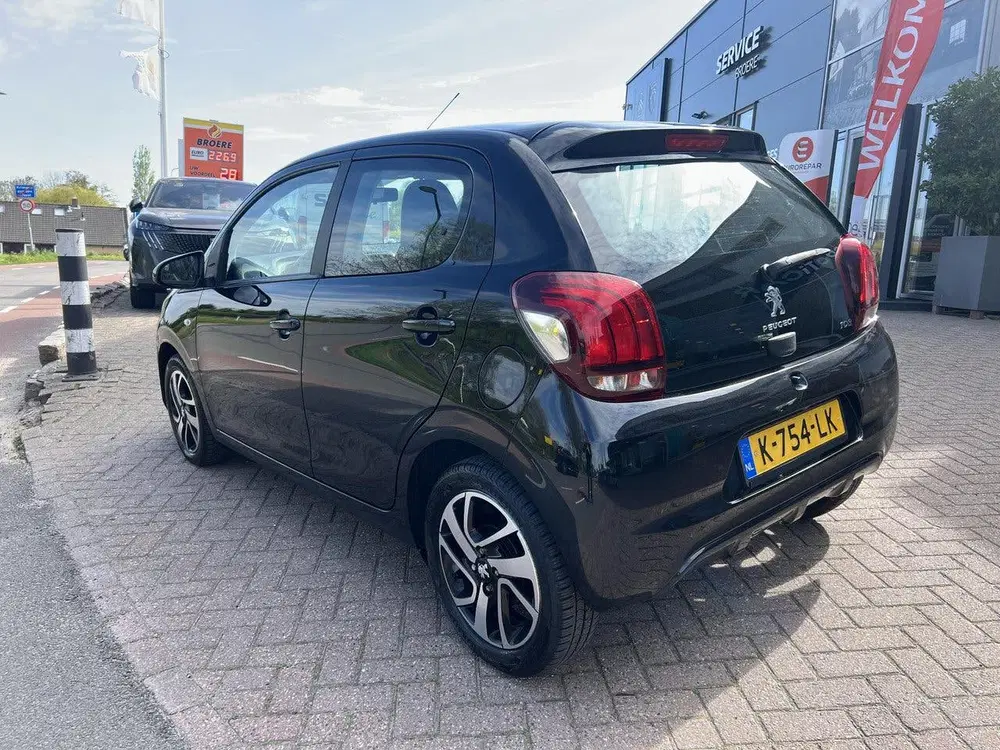 Peugeot 108 1.0 e-VTi 72 pk Allure 5 drs uit 2021, foto 3