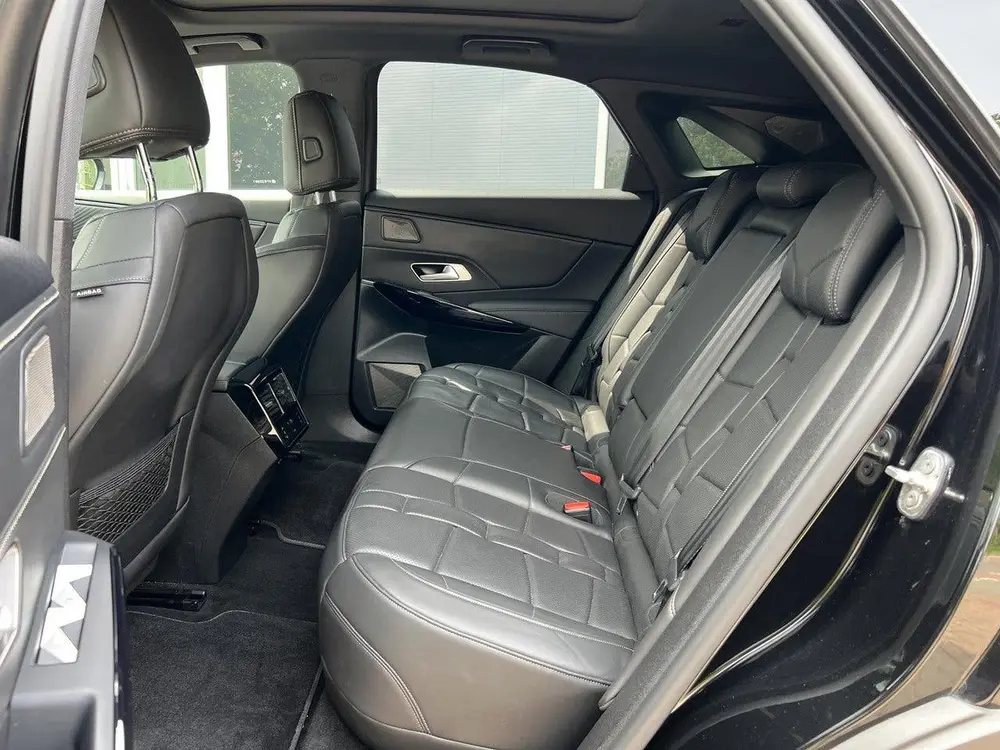 DS Automobiles DS 7 DS DS 7 1.6 E-TENSE 360pk 4x4 La Première uit 2023, foto 11