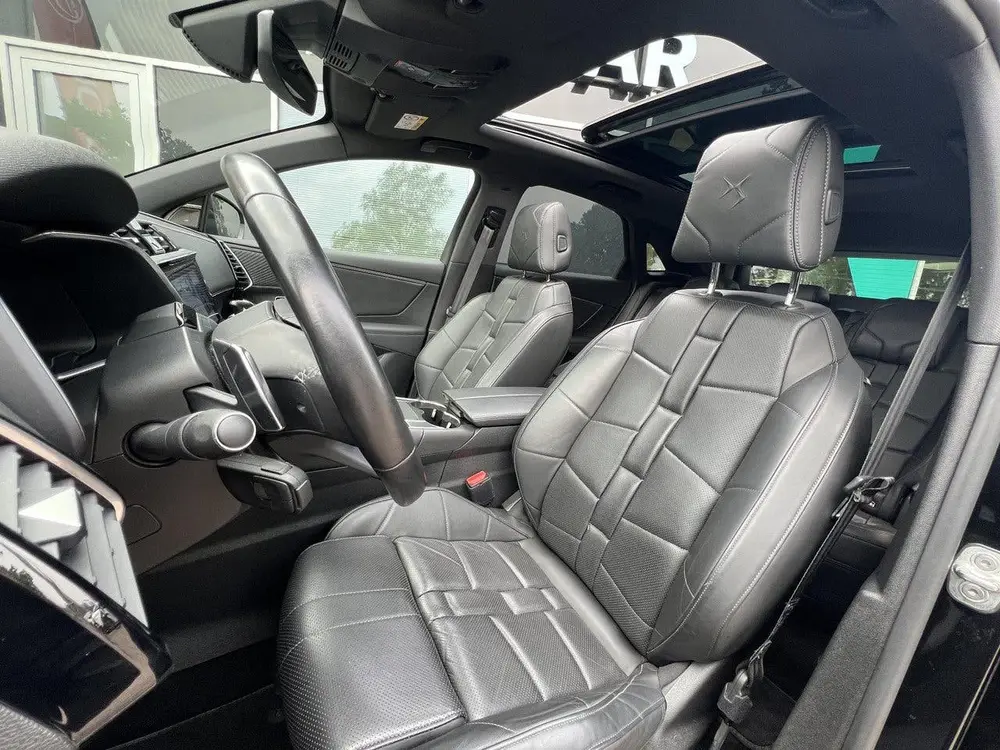 DS Automobiles DS 7 DS DS 7 1.6 E-TENSE 360pk 4x4 La Première uit 2023, foto 13