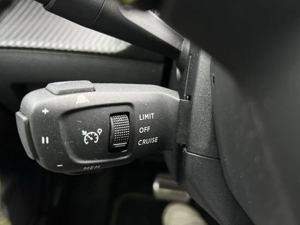 Peugeot 208 EV GT Pack 136 pk 50 kWh Automaat Range to uit 2021, foto 19