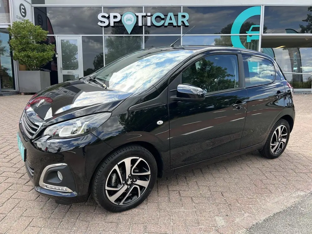 Peugeot 108 1.0 e-VTi 72 pk Allure 5 deurs Navigatie v uit 2021