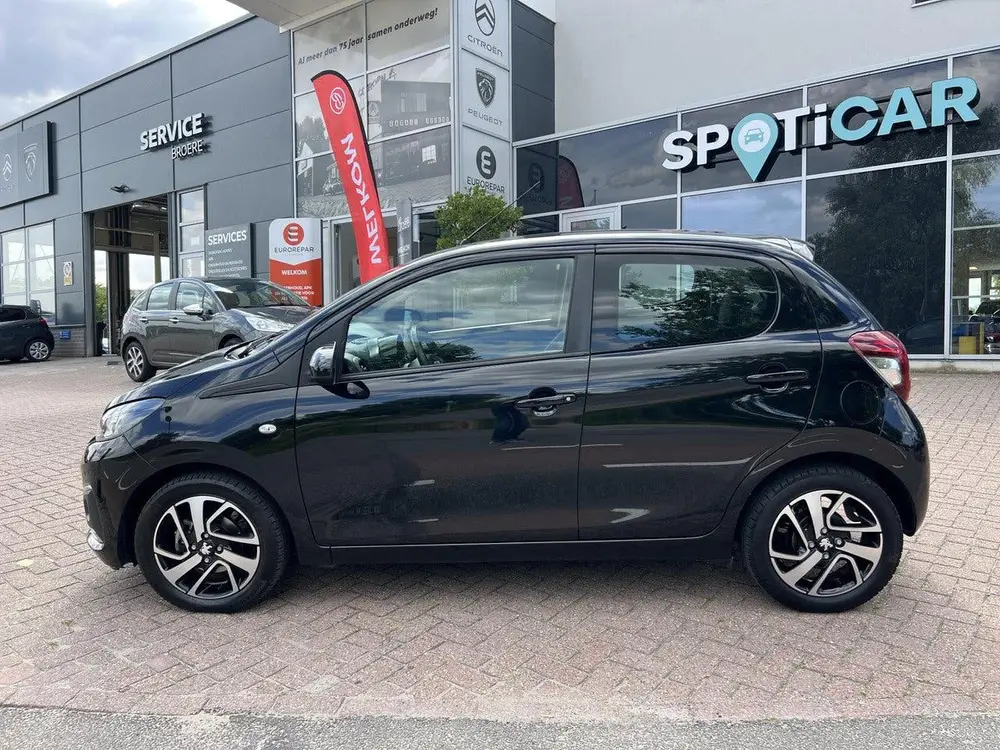 Peugeot 108 1.0 e-VTi 72 pk Allure 5 deurs Navigatie v uit 2021, foto 2
