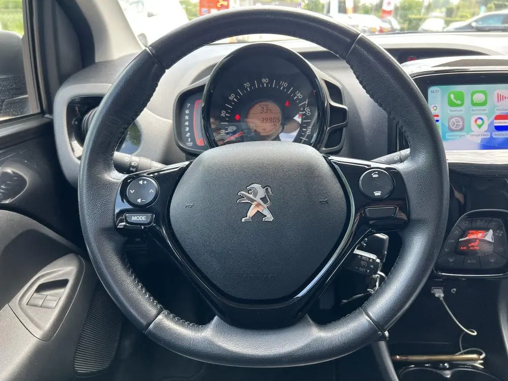 Peugeot 108 1.0 e-VTi 72pk Allure 5 deurs Navigatie vi uit 2021, foto 9