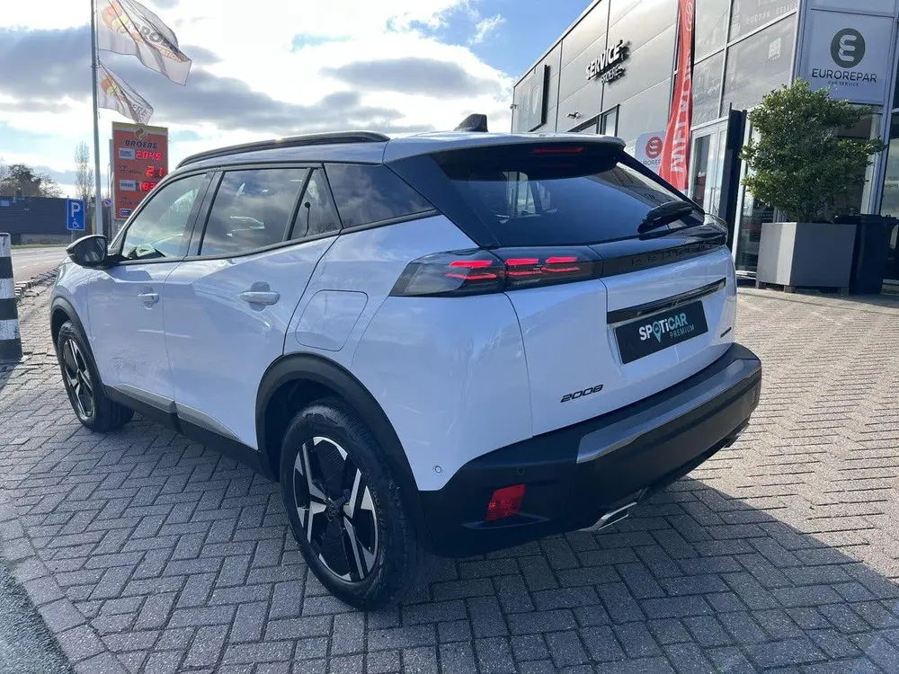 Peugeot 2008 1.2 Hybrid 145 Allure Automaat Adaptive cr uit 2025, foto 3