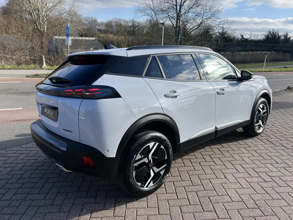 Peugeot 2008 1.2 Hybrid 145 Allure Automaat Adaptive cr uit 2025, foto 4
