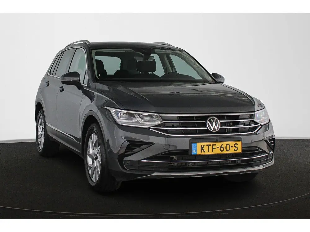 Volkswagen Tiguan 1.5 eHybrid Elegance Trekhaak Stuur-Stoelv uit 2023, foto 2
