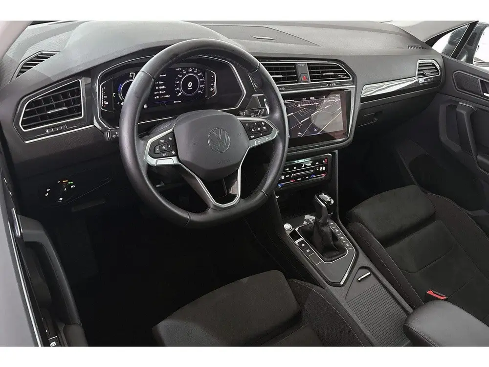 Volkswagen Tiguan 1.5 eHybrid Elegance Trekhaak Stuur-Stoelv uit 2023, foto 5