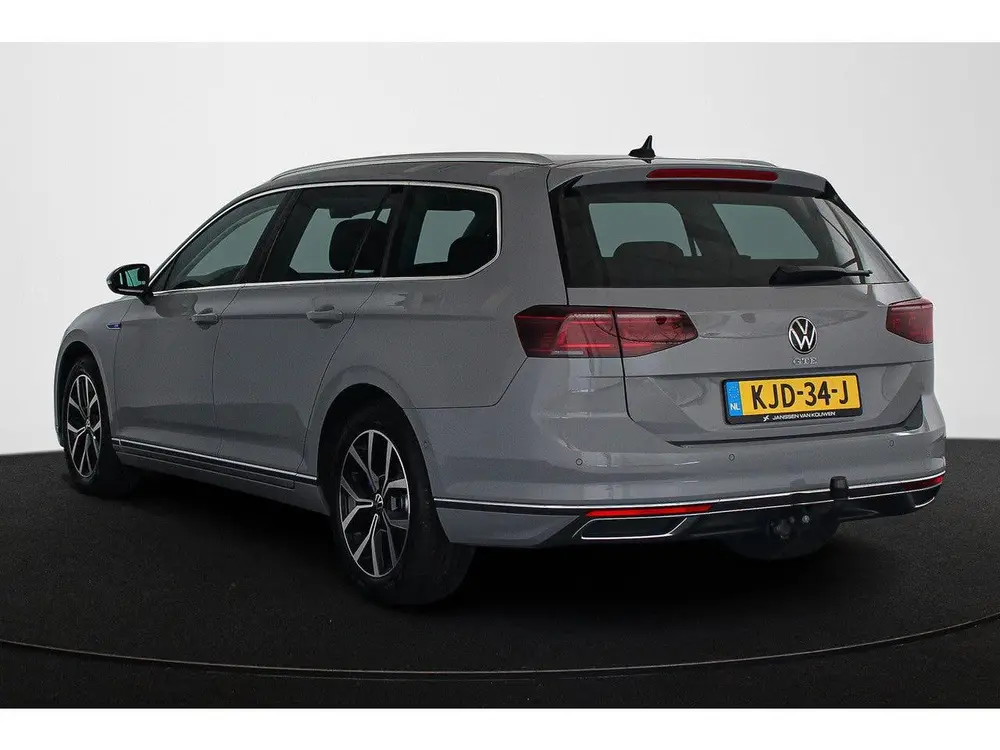 Volkswagen Passat Variant 1.4 TSI PHEV GTE Winter Pakket Tre uit 2023, foto 4