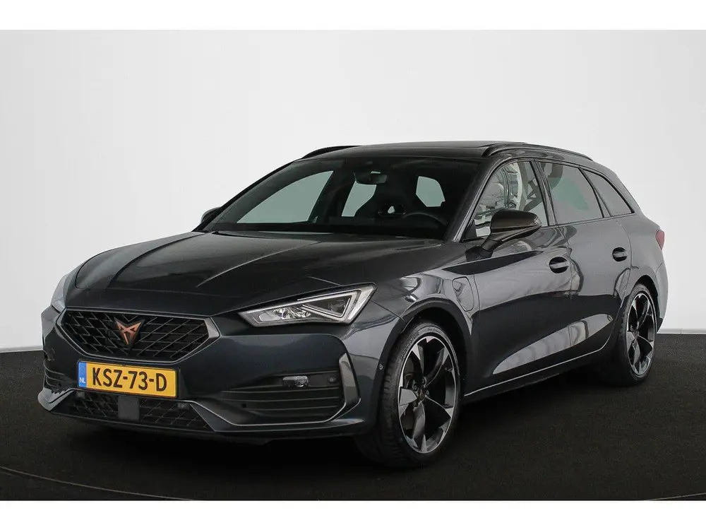 Cupra Leon 1.4 e-Hybrid Business Panoramadak St uit 2023