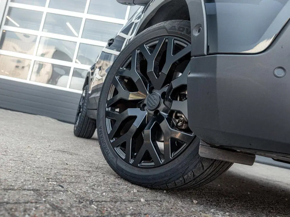 Jeep Avenger 1.2 e-Hybrid Summit uit 2024, foto 4