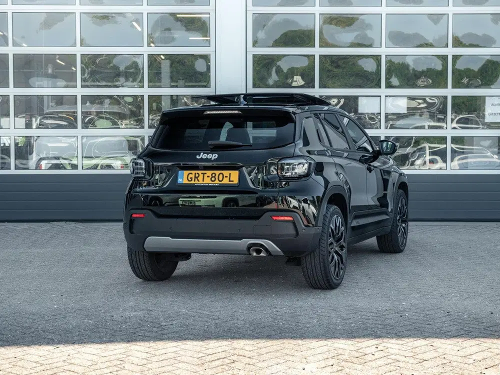 Jeep Avenger 1.2 e-Hybrid Summit uit 2024, foto 6