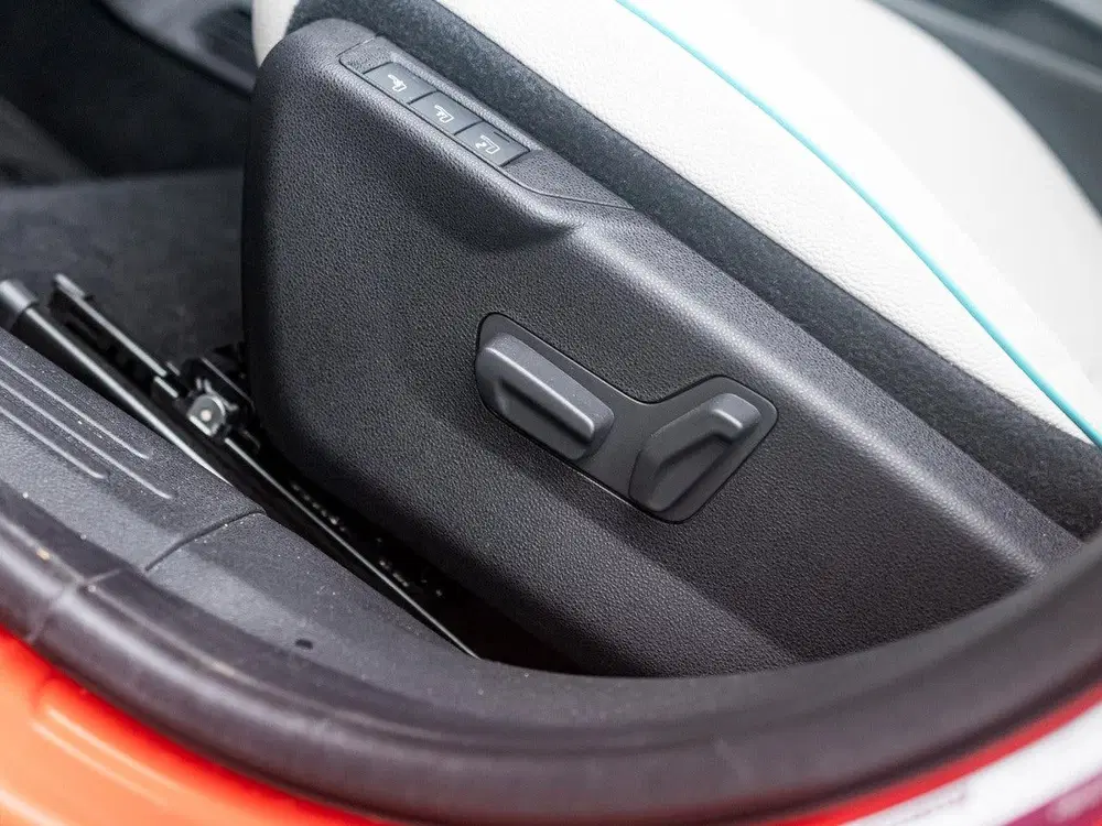 Fiat 600e La Prima 54 kWh uit 2025, foto 12
