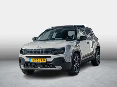 Jeep Avenger 1.2 e-Hybrid Summit uit 2024