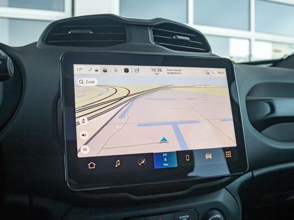 Jeep Renegade 1.5T e-Hybrid Summit uit 2024, foto 14