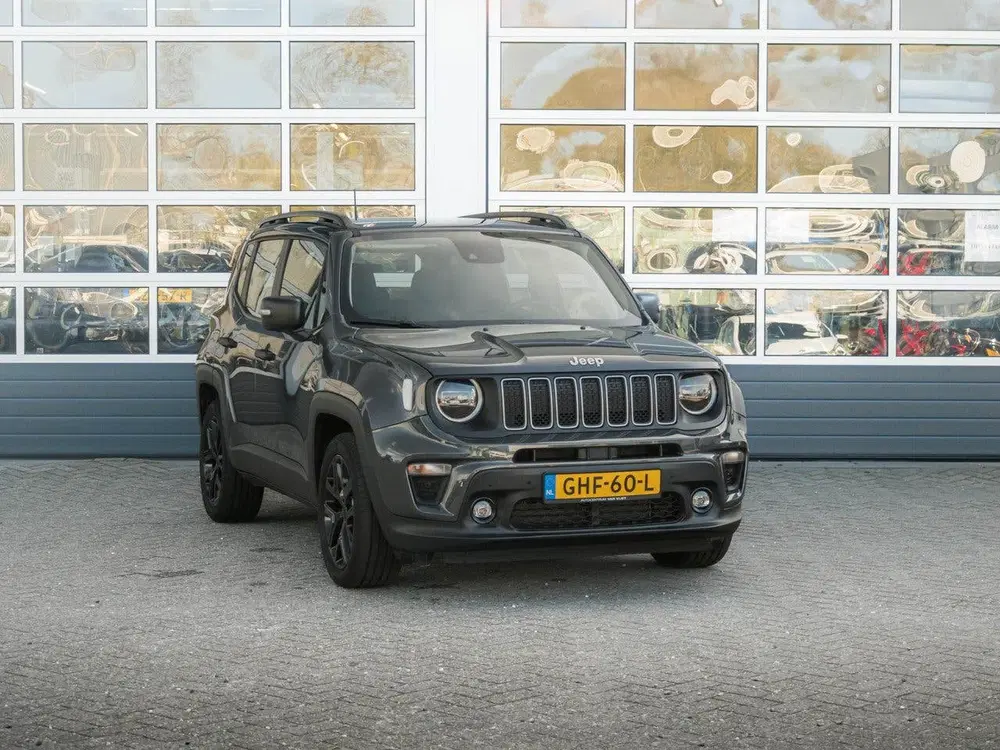 Jeep Renegade 1.5T e-Hybrid Summit uit 2024, foto 3