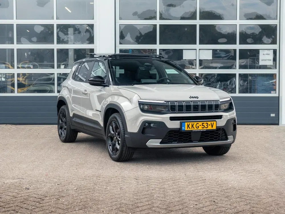 Jeep Avenger Black Edition 54 kWh uit 2026, foto 4
