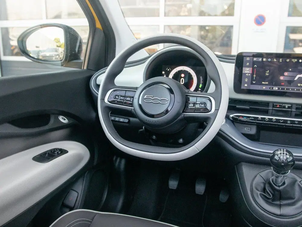 Fiat 500C Hybrid La Prima Cabrio uit 2026, foto 13