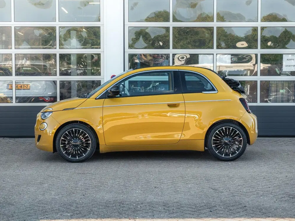 Fiat 500C Hybrid La Prima Cabrio uit 2026, foto 8