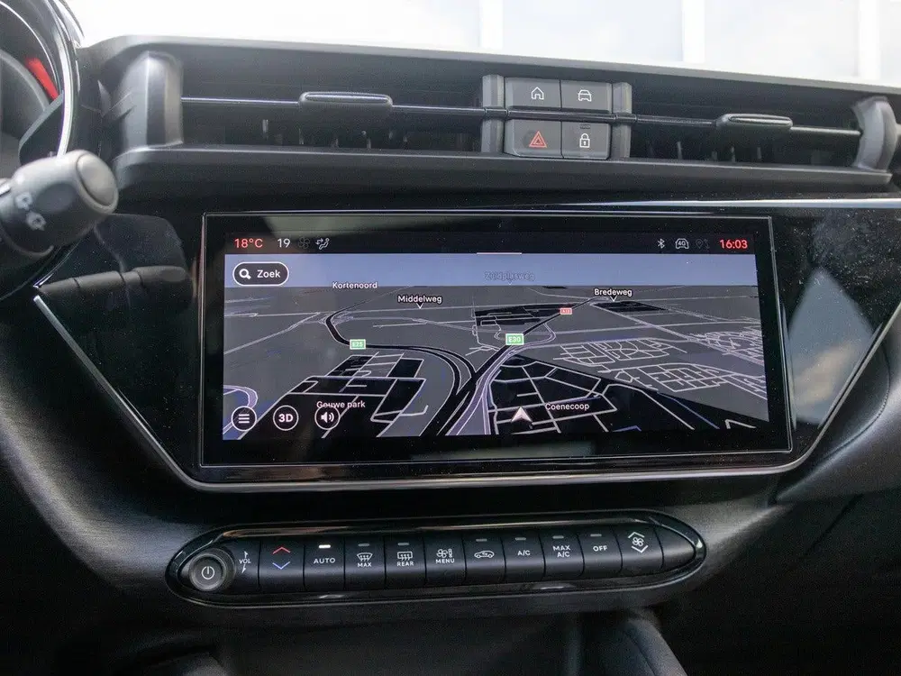 Alfa Romeo Junior 1.2 Turbo Hybrid Ibrida Ti uit 2026, foto 19