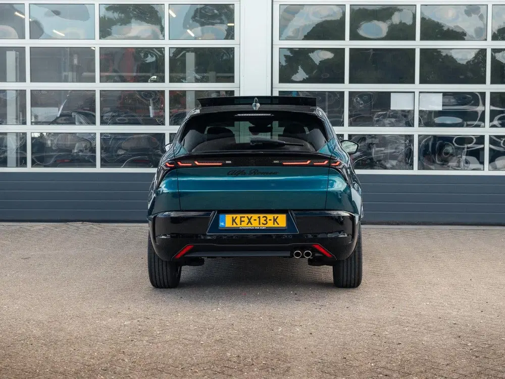 Alfa Romeo Junior 1.2 Turbo Hybrid Ibrida Ti uit 2026, foto 8