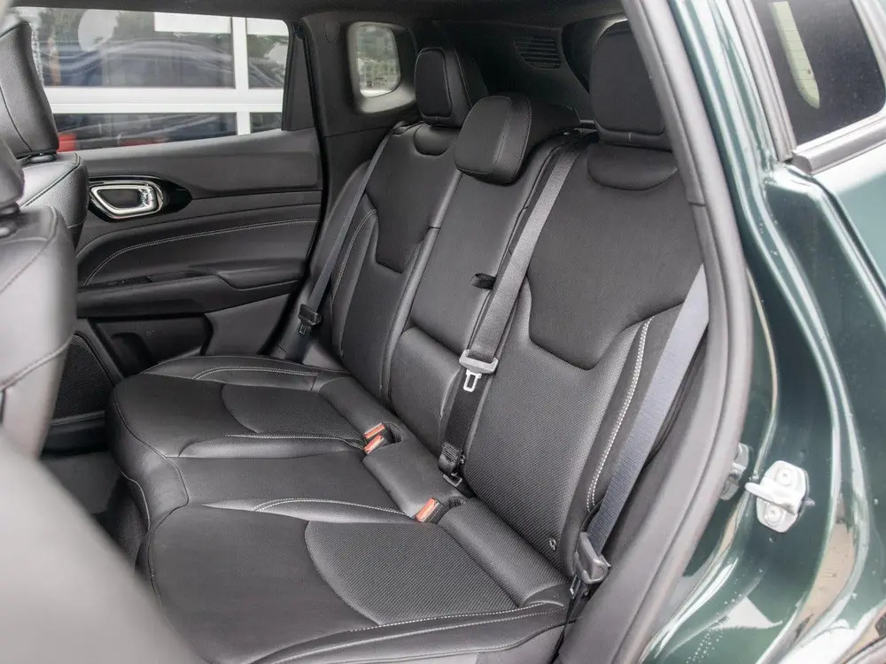 Jeep Compass 1.3 Turbo 150pk Automaat S uit 2021, foto 14