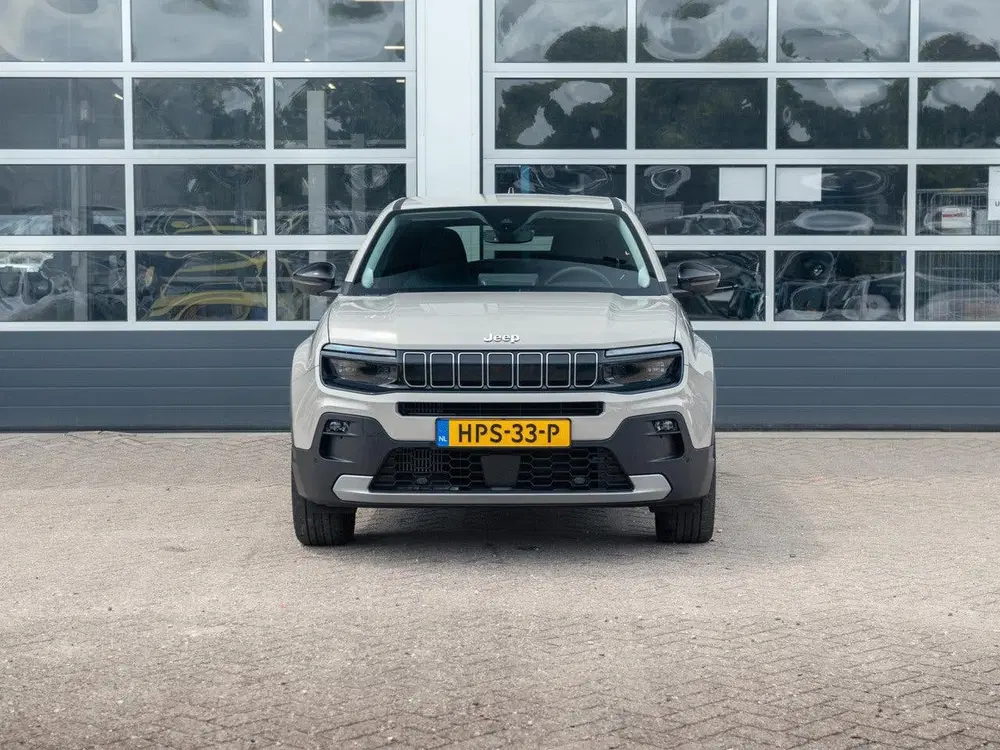 Jeep Avenger 1.2 e-Hybrid Summit uit 2025, foto 2