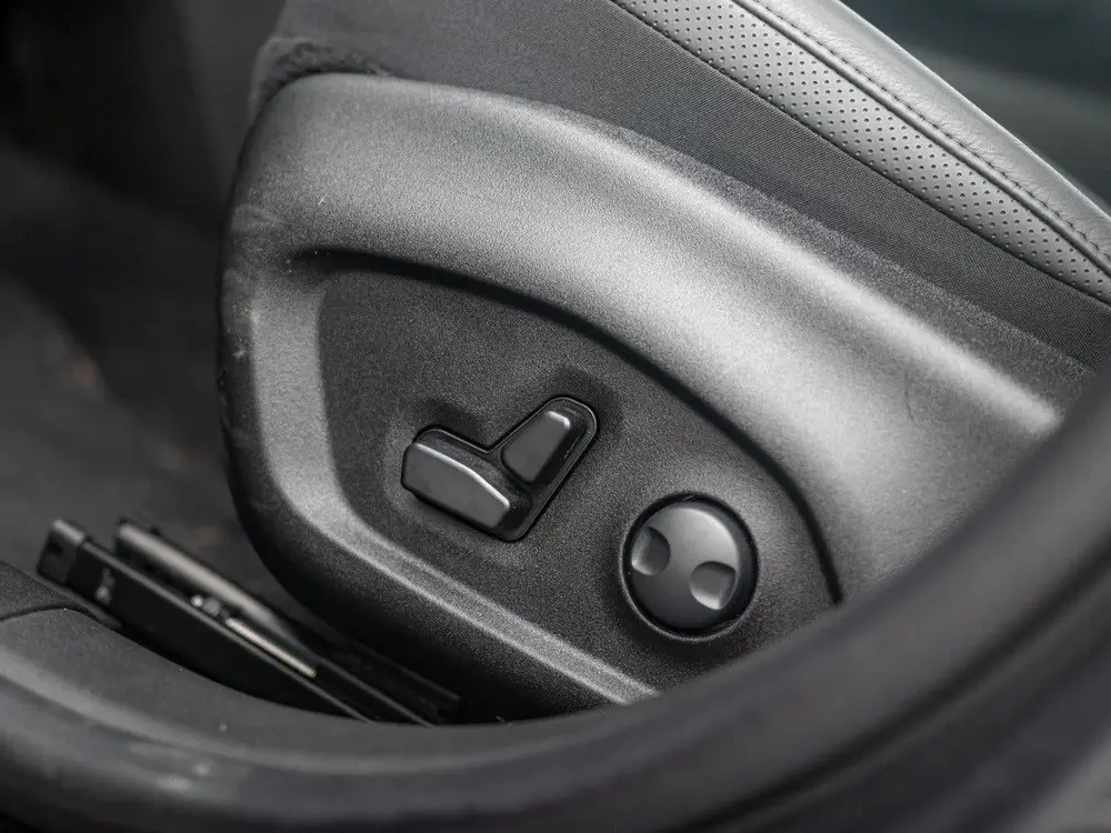 Jeep Renegade 1.5T e-Hybrid Summit uit 2025, foto 11