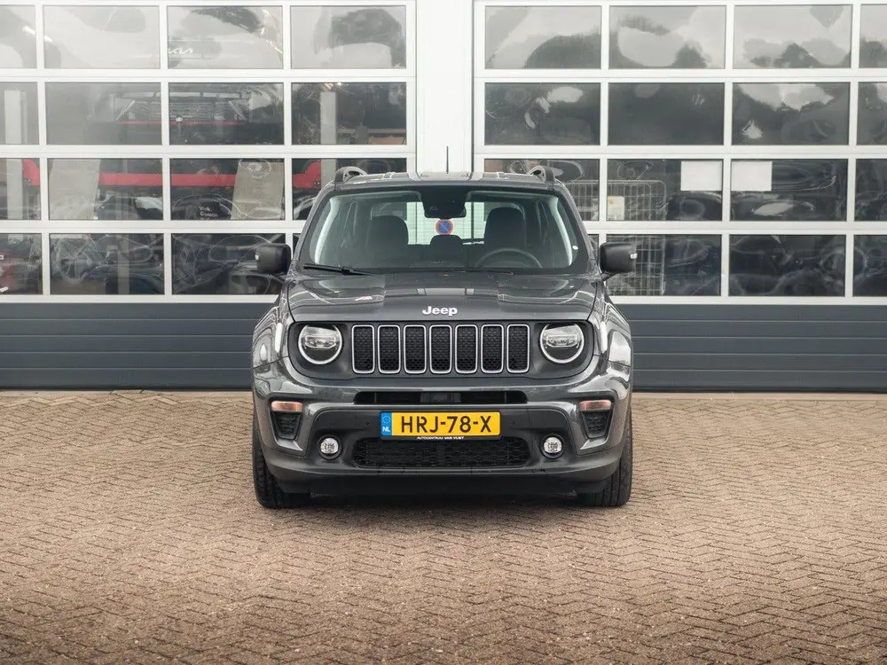 Jeep Renegade 1.5T e-Hybrid Summit uit 2025, foto 2