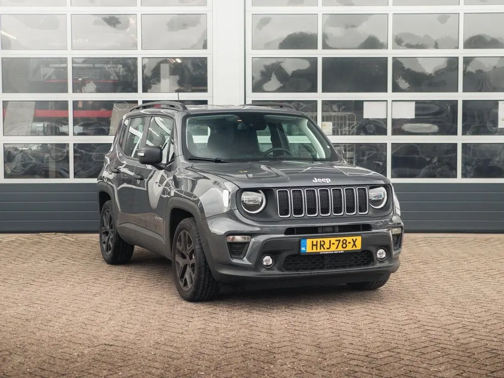 Jeep Renegade 1.5T e-Hybrid Summit uit 2025, foto 3