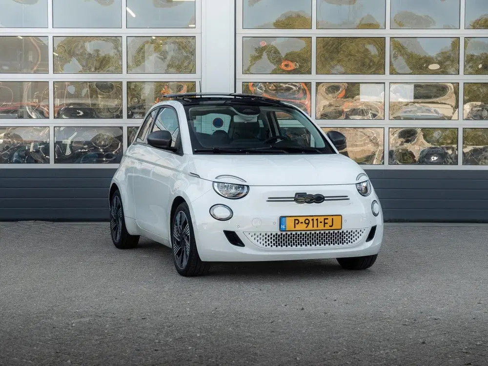 Fiat 500e Icon 42 kWh l SOH 92 uit 2022, foto 3