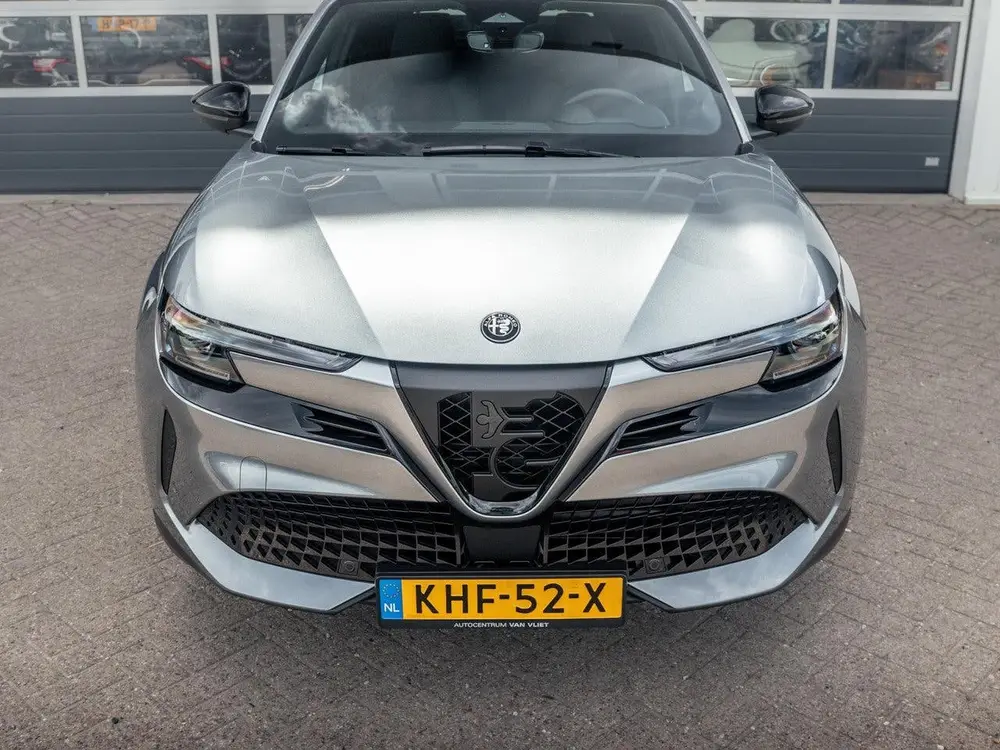 Alfa Romeo Junior Elettrica Speciale 54 kWh uit 2026, foto 3
