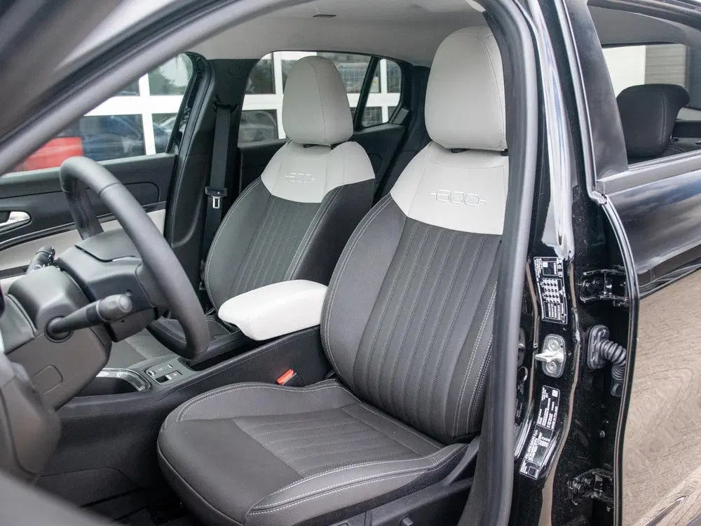 Fiat 600e La Prima 54 kWh uit 2026, foto 10