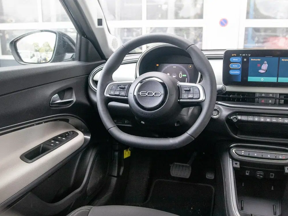 Fiat 600e La Prima 54 kWh uit 2026, foto 15