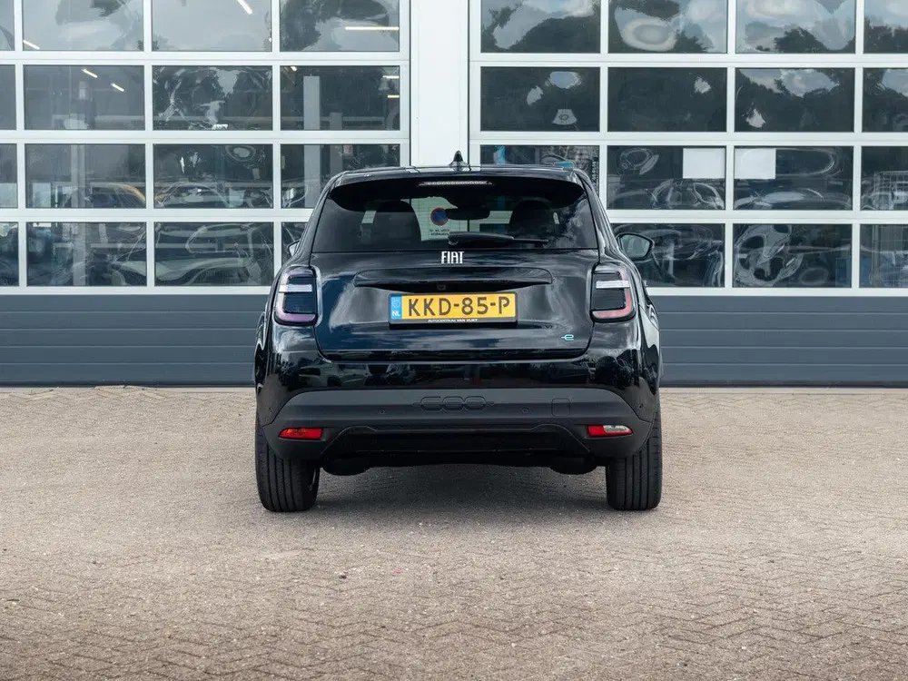 Fiat 600e La Prima 54 kWh uit 2026, foto 6